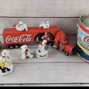 Holiday Coca Cola Miniatures Set